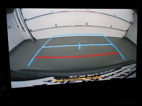 Used 2024 Toyota Corolla LE image 21