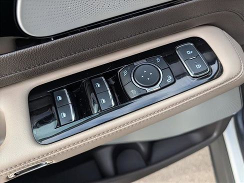 Used 2023 Lincoln Aviator Reserve w/ Equipment Group 201A image 35