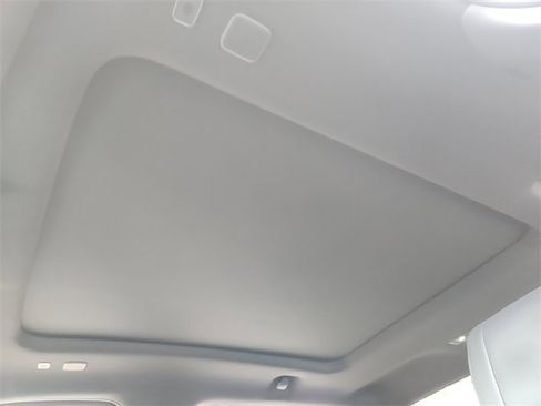 Used 2022 Toyota Tundra Platinum w/ Advanced Package image 19