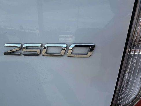 Used 2022 Mercedes-Benz Sprinter 2500 image 18