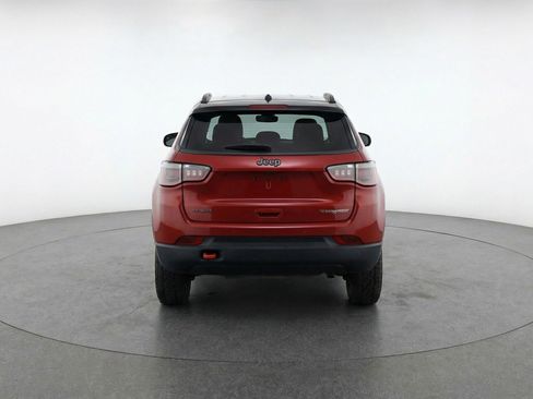 Used 2025 Jeep Compass Trailhawk AWD/4WD image 7