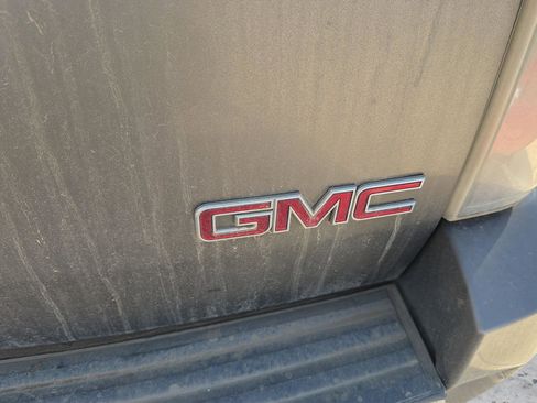 Used 2011 GMC Yukon XL Denali AWD/4WD image 25