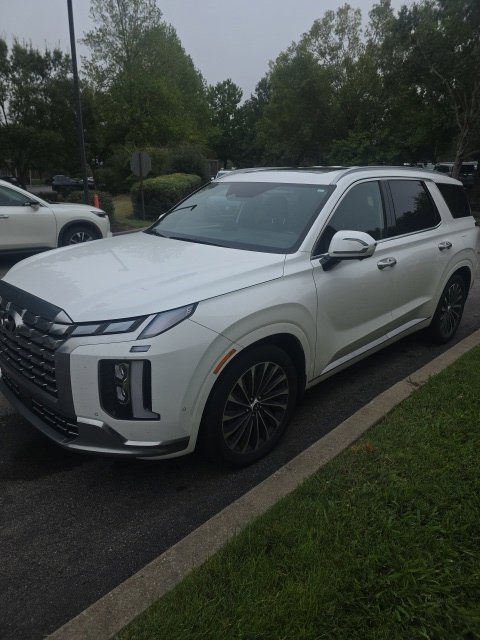 Used 2023 Hyundai Palisade Calligraphy FWD image 7