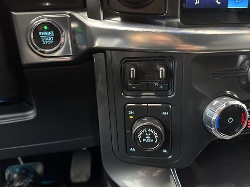 Used 2023 Ford F150 Lariat w/ Equipment Group 502A High image 29