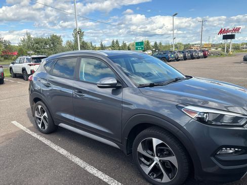 Used 2017 Hyundai Tucson Sport AWD/4WD image 9