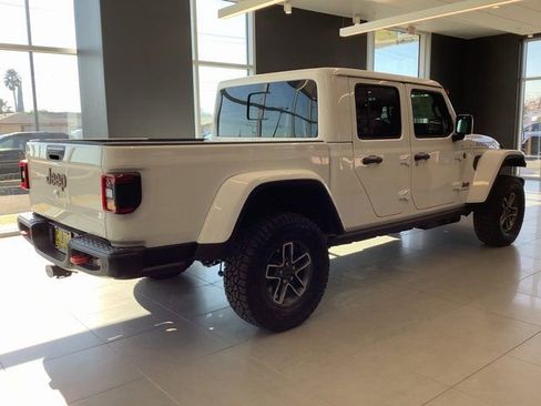 New 2026 Jeep Gladiator Mojave image 32