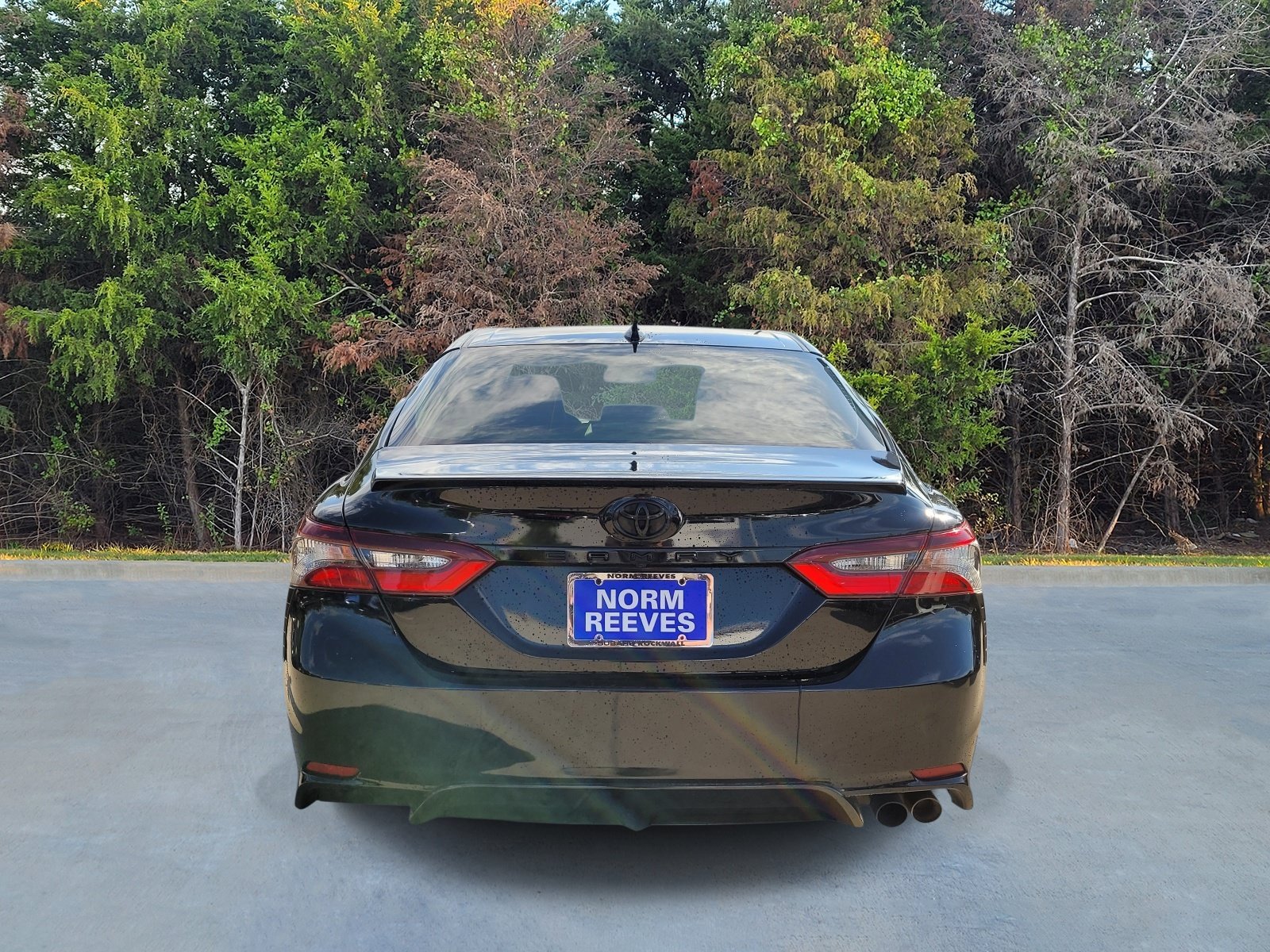 Used 2023 Toyota Camry SE FWD image 18