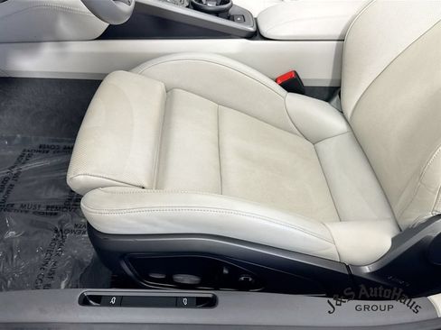 Used 2023 Porsche 911 Carrera 4S w/ Premium Package AWD/4WD image 26