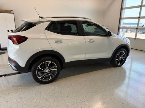 Used 2023 Buick Encore GX Select w/ Safety Package II AWD/4WD image 8