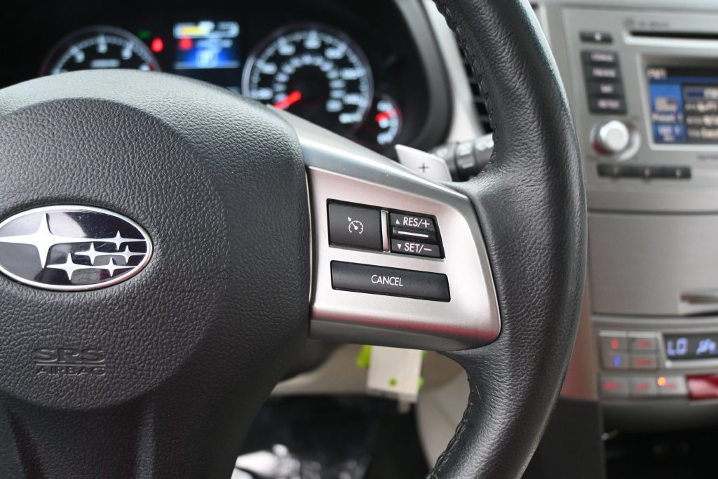 Used 2013 Subaru Outback 2.5i Limited AWD/4WD image 20