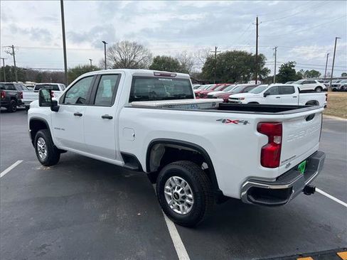 Used 2023 Chevrolet Silverado 2500 W/T w/ WT Fleet Convenience Package image 9