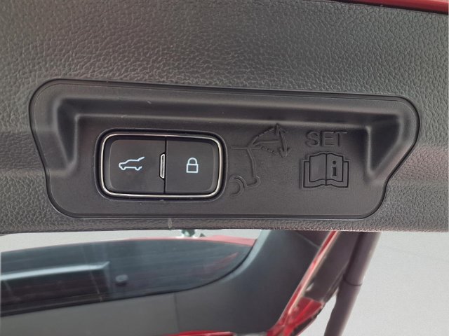 Used 2020 Ford Explorer Limited AWD/4WD image 26