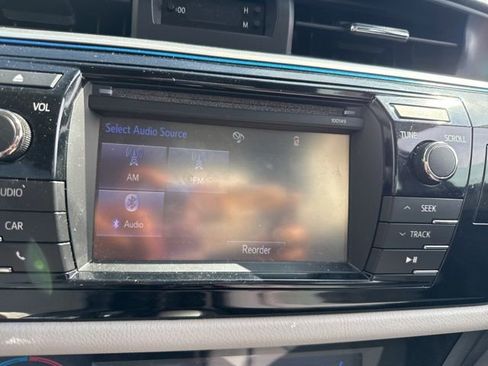 Used 2014 Toyota Corolla LE FWD image 15