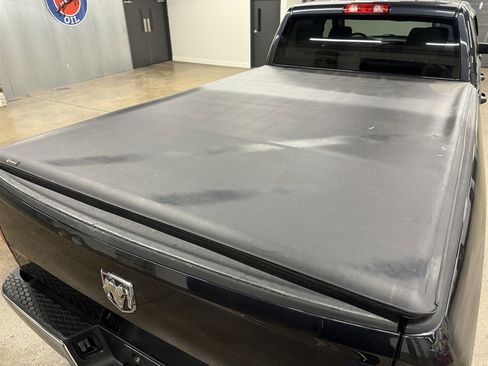 Used 2018 RAM 3500 Tradesman w/ Chrome Appearance Group image 13