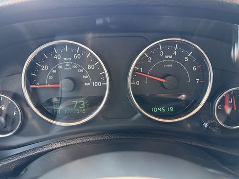 Used 2013 Jeep Wrangler Unlimited Sahara w/ Connectivity Group AWD/4WD image 24
