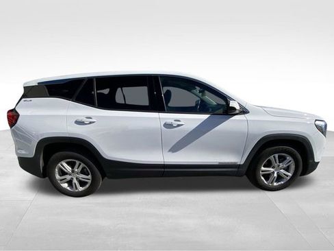 Used 2020 GMC Terrain SLE FWD image 13