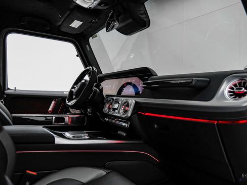 Used 2025 Mercedes-Benz G 63 AMG 4MATIC image 49