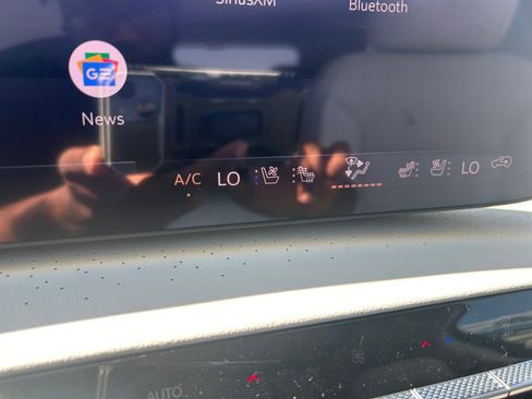 New 2026 Buick Enclave Avenir w/ Super Cruise Package image 24