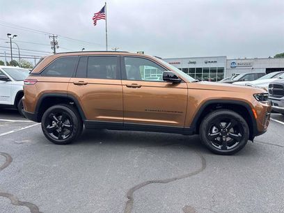 New 2026 Jeep Grand Cherokee Limited w/ Limited Altitude Package
