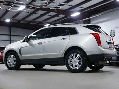 Used 2014 Cadillac SRX Luxury w/ Driver Awareness Package image 16