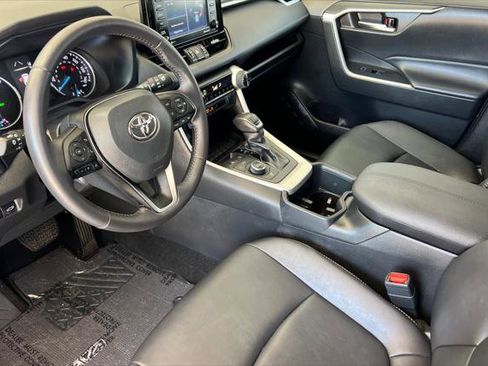 Certified 2022 Toyota RAV4 XLE Premium image 11