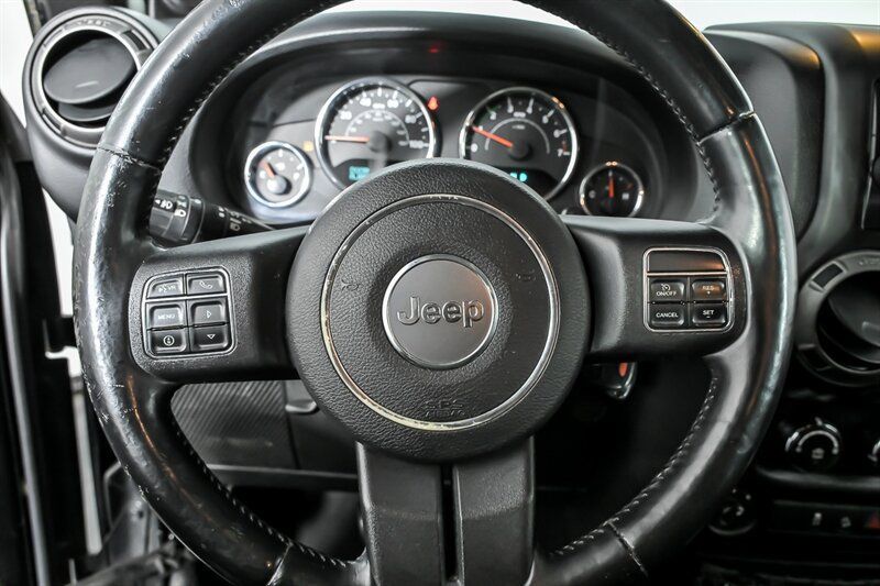 Used 2014 Jeep Wrangler Unlimited Sport w/ Quick Order Package 24S AWD/4WD image 21