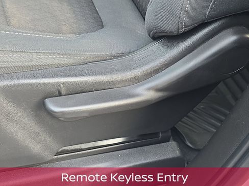 Used 2020 Chevrolet Silverado 1500 LT image 14