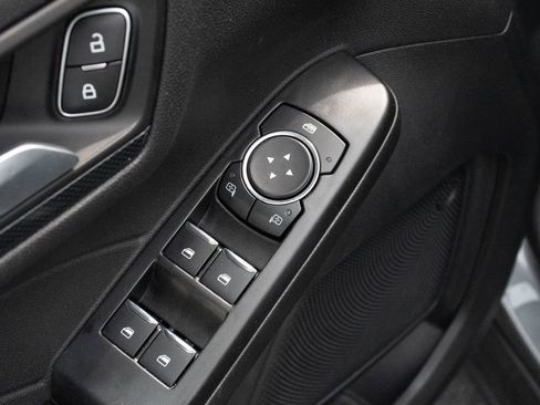 Used 2025 Ford Escape ST-Line FWD image 14