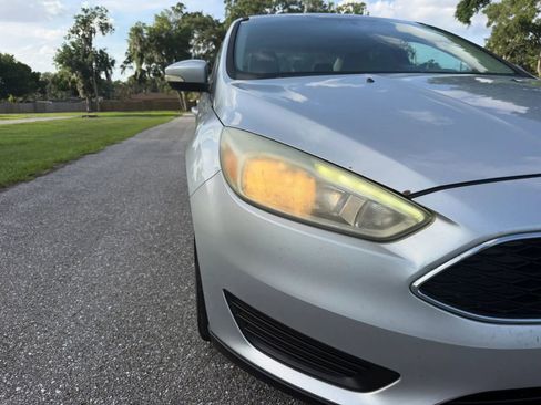 Used 2017 Ford Focus SE FWD image 26