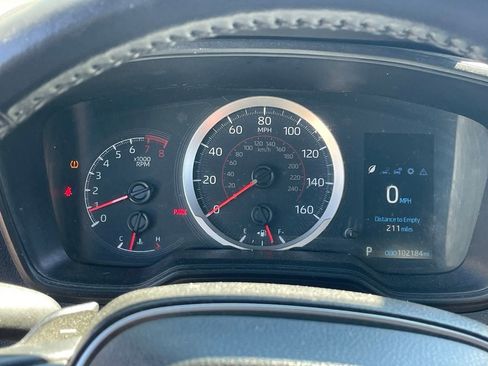 Used 2022 Toyota Corolla SE w/ Carpet Mat Package (TMS) image 9