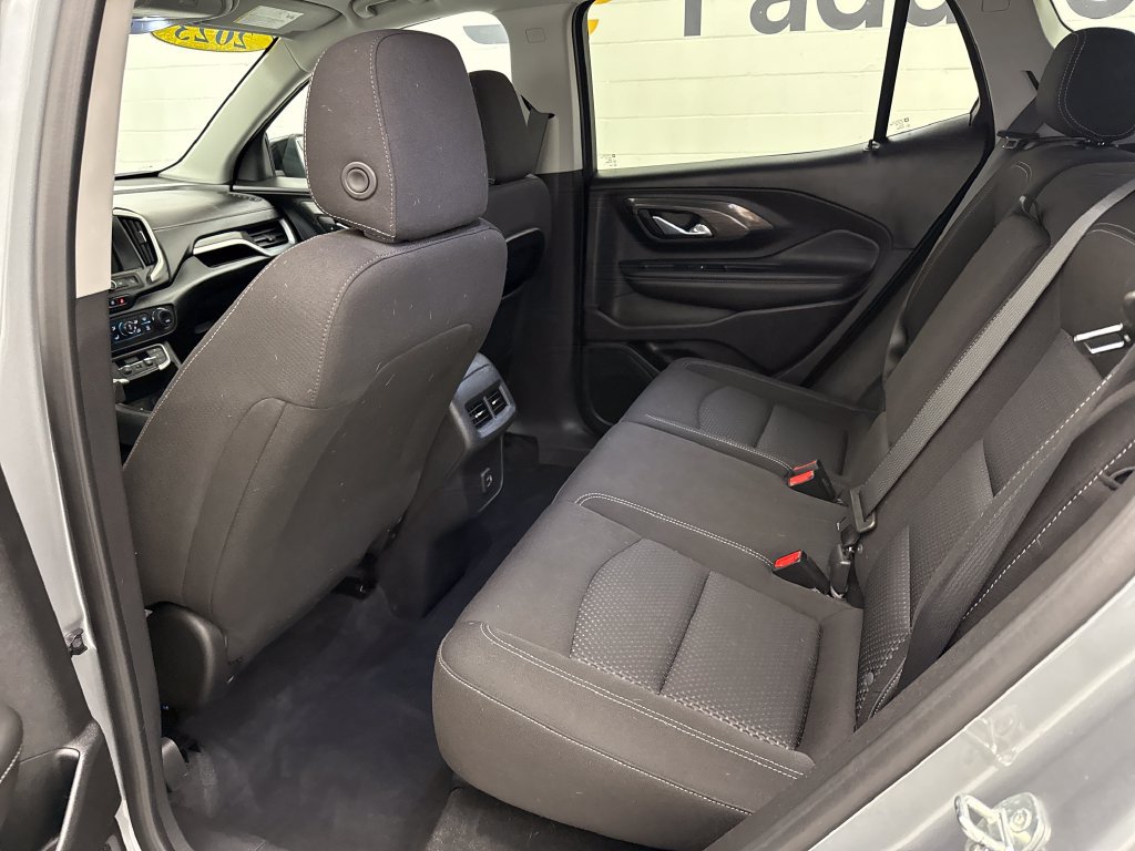 Used 2023 GMC Terrain SLE w/ Driver Convenience Package AWD/4WD image 19
