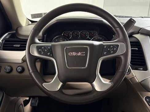 Used 2016 GMC Yukon SLT AWD/4WD image 26