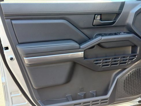 New 2026 Toyota Tacoma SR5 AWD/4WD image 16