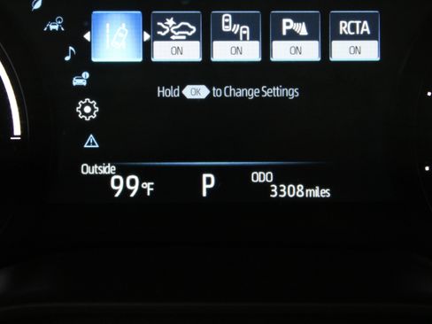 Used 2026 Toyota Sienna XLE FWD image 42