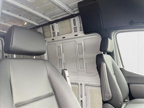 New 2025 Mercedes-Benz Sprinter 2500 image 21