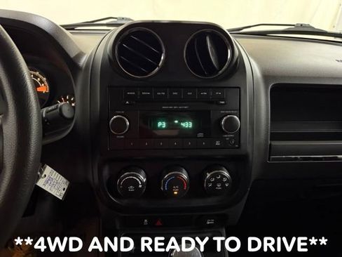 Used 2014 Jeep Patriot Sport w/ Power Value Group AWD/4WD image 29