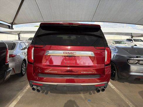 Used 2021 GMC Yukon Denali w/ Denali Ultimate Package RWD image 3