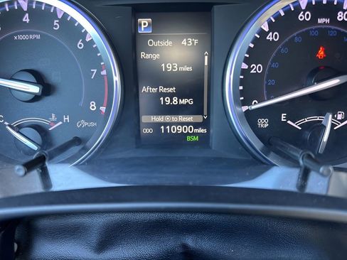 Used 2018 Toyota Highlander image 27