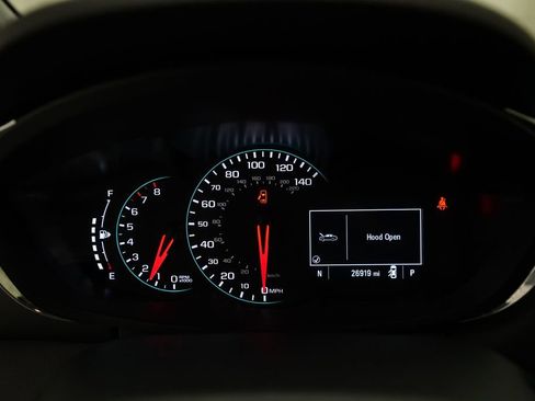 Certified 2022 Chevrolet Trax LT w/ LT Convenience Package image 2