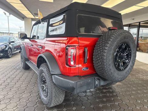 Certified 2024 Ford Bronco Wildtrak AWD/4WD image 8