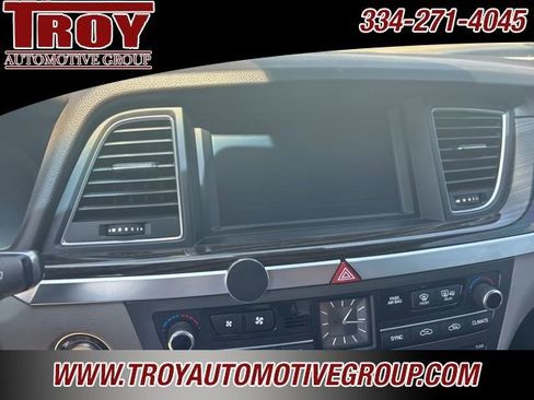 Used 2016 Hyundai Genesis 3.8 w/ Option Group 02 RWD image 40