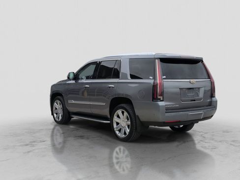 Used 2020 Cadillac Escalade Luxury image 5