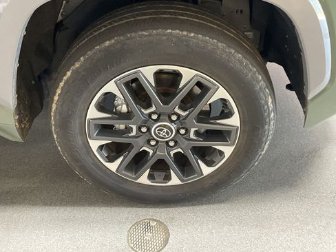 Used 2023 Toyota Tundra Limited RWD image 6
