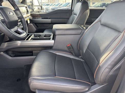 New 2026 Ford F250 Lariat w/ Black Appearance Package image 17