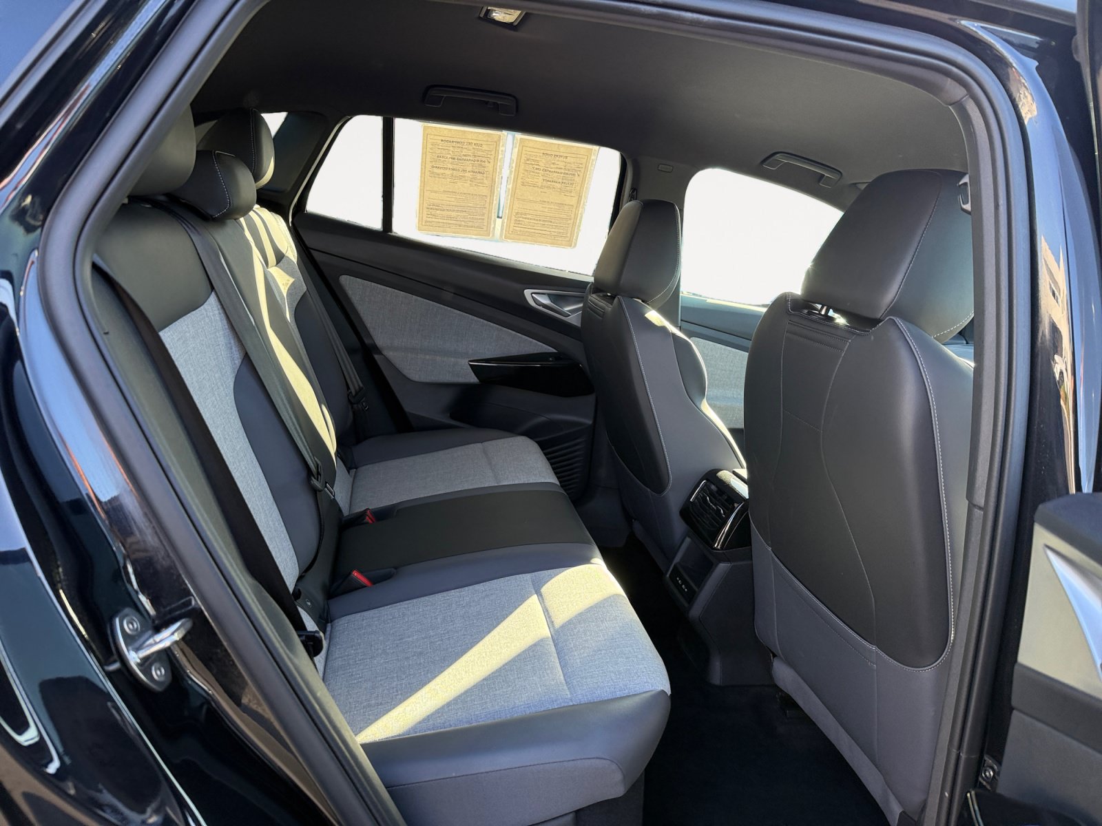 Certified 2023 Volkswagen ID.4 Pro RWD image 18