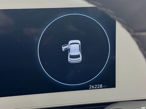 Used 2024 Hyundai Ioniq 5 SEL image 16