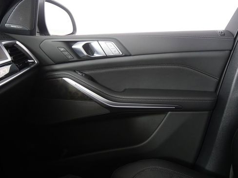 New 2026 BMW X7 xDrive40i image 24
