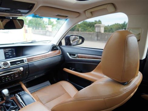 Used 2018 Lexus GS 350 AWD w/ Premium Package image 34