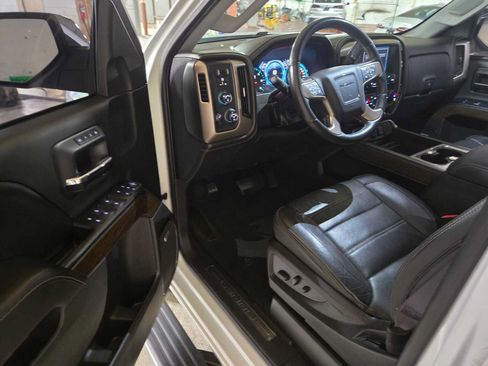 Used 2017 GMC Sierra 1500 Denali w/ Denali Ultimate Package AWD/4WD image 20