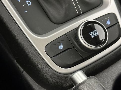 New 2026 Hyundai Venue SEL image 19